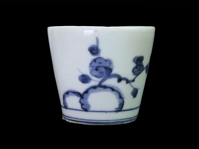 古伊万里　染付　雪輪に梅　雪輪に雪持ち笹　蕎麦猪口　833AS-CYr