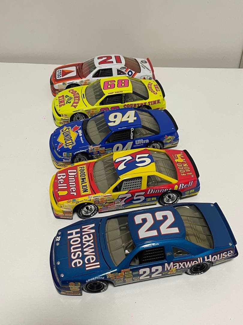 1/24 MONOGRAM　quartzo　サンダーバード　オールドモビル