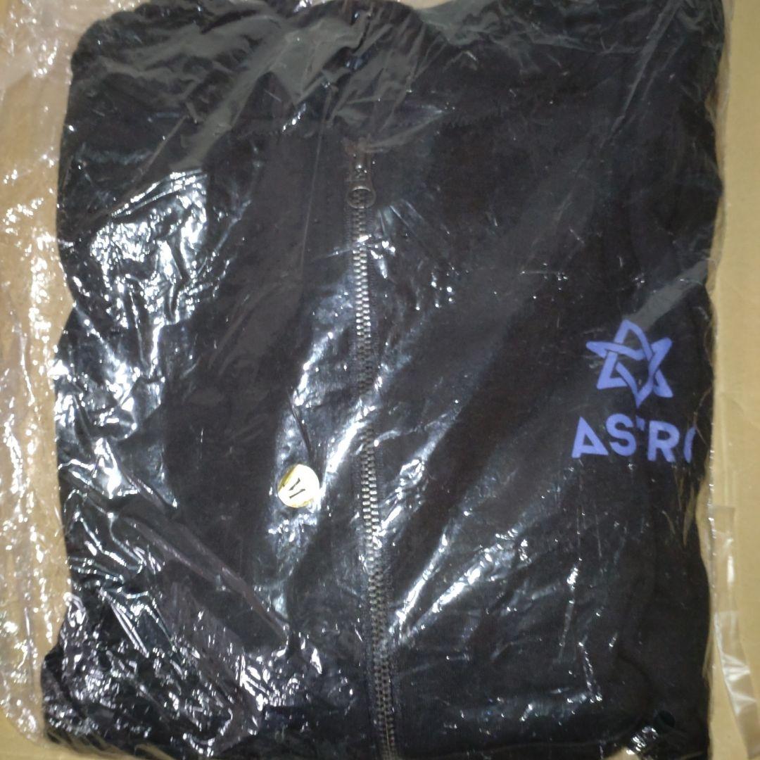 ASTRO　STARLIGHT　パーカー