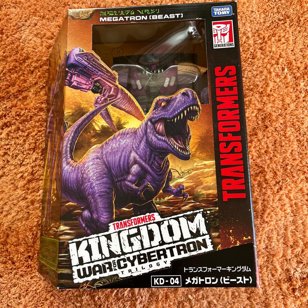 メガトロン　トランスフォーマー キングダムシリーズ KD-04