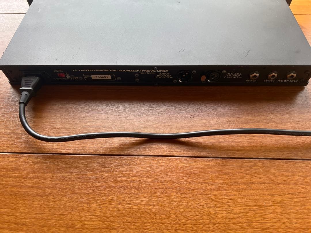 TC ELECTRONIC-TC1140 パラメトリックイコライザー/プリアンプ