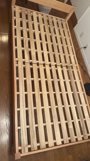 無印良品　木製ベッドフレーム　パイン材 シングル 送料込み