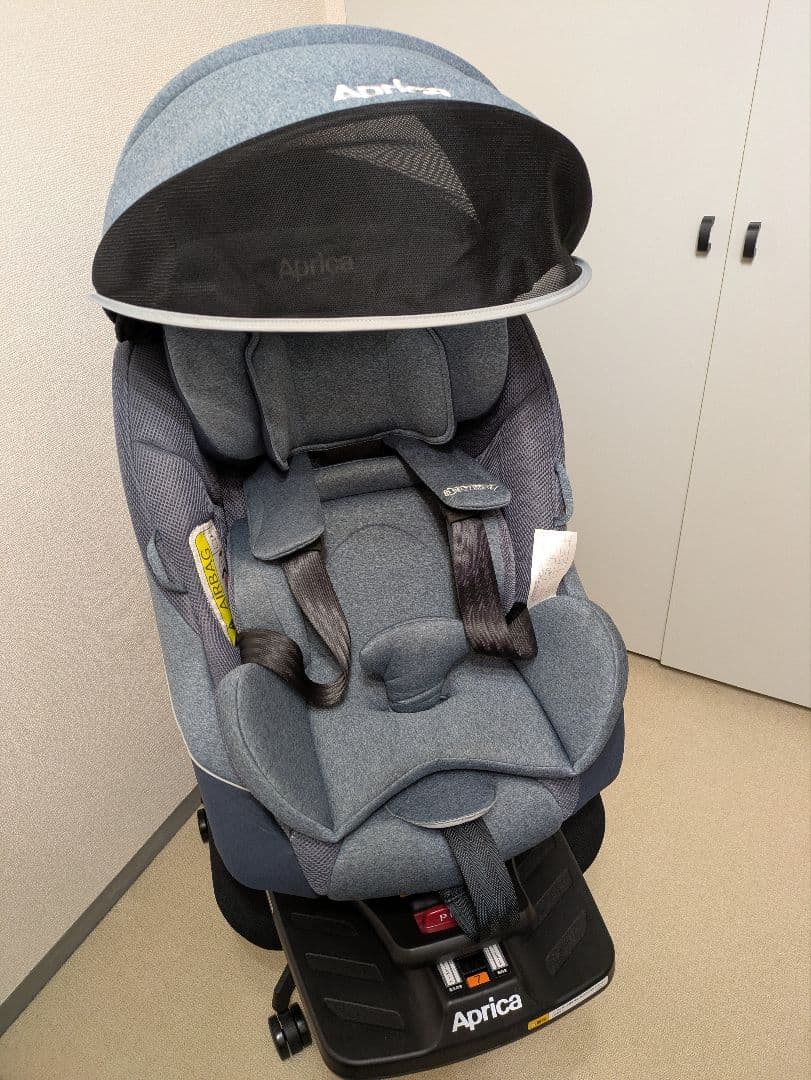 【極美品】Aprica アップリカ クルリラ AD ライトネイビー NV