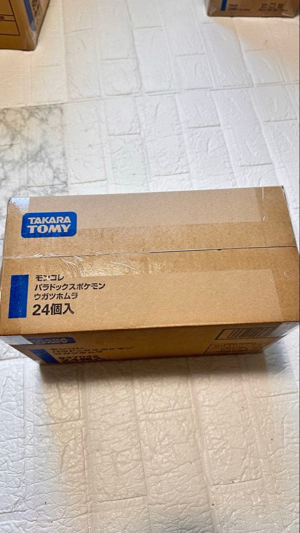 新品1カートン　モンコレ　パラドックスポケモン　ウガツホムラ