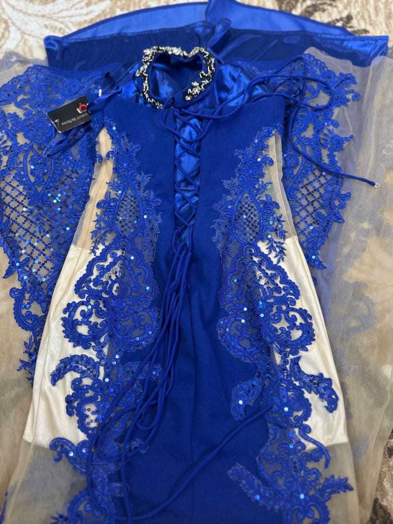 ブルー ビーズ装飾 マーメイドドレス