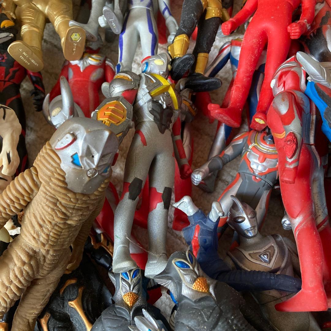 ウルトラマンシリーズ 怪獣フィギュア多数
