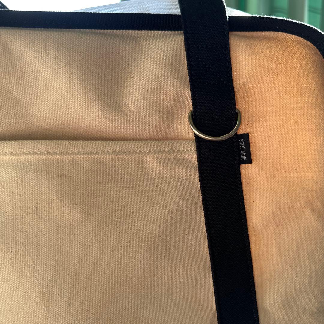 small stuff(韓国のブランド)キャリーバッグ ホワイト/ブラック