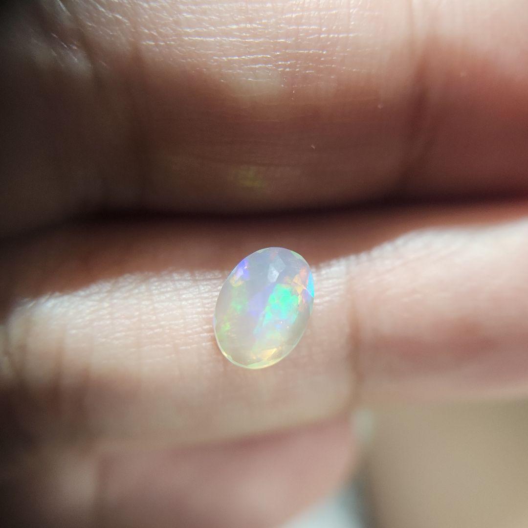 天然オパール ルース 0.636ct