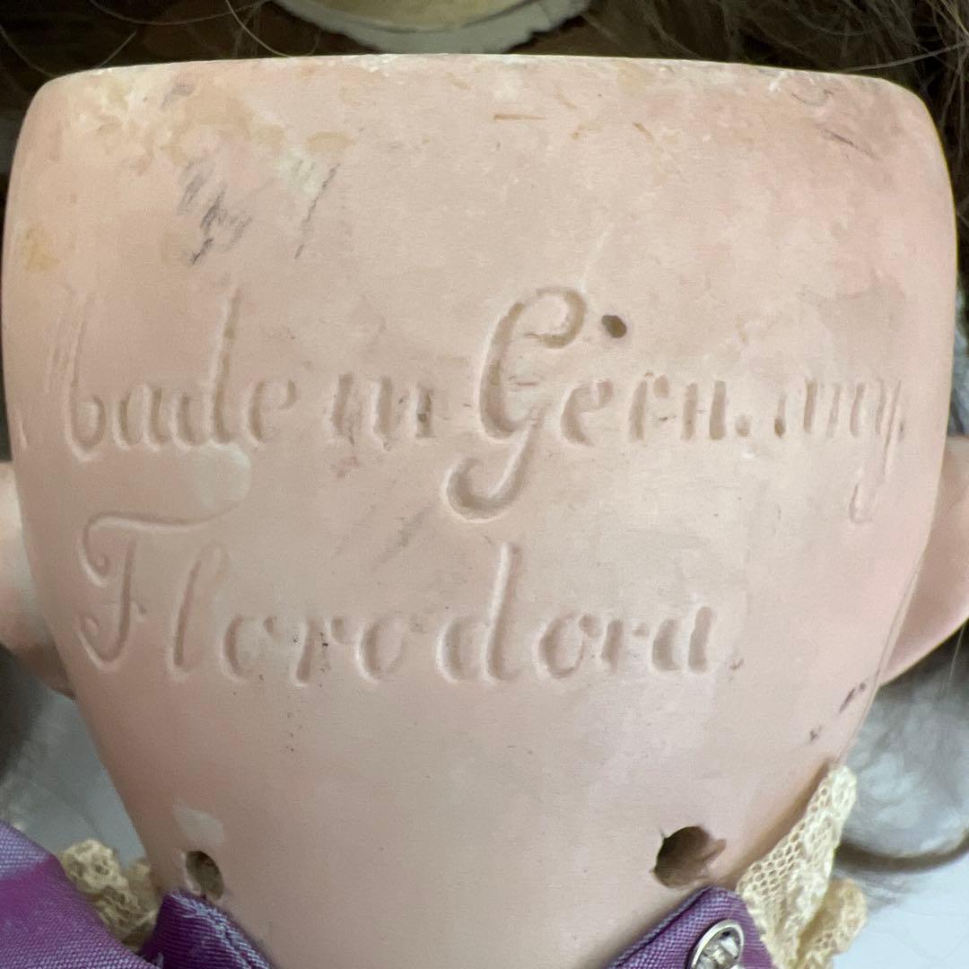 アーモンド・マルセル　アンティークビスクドールブラウンアイオープンマウス銘A&M