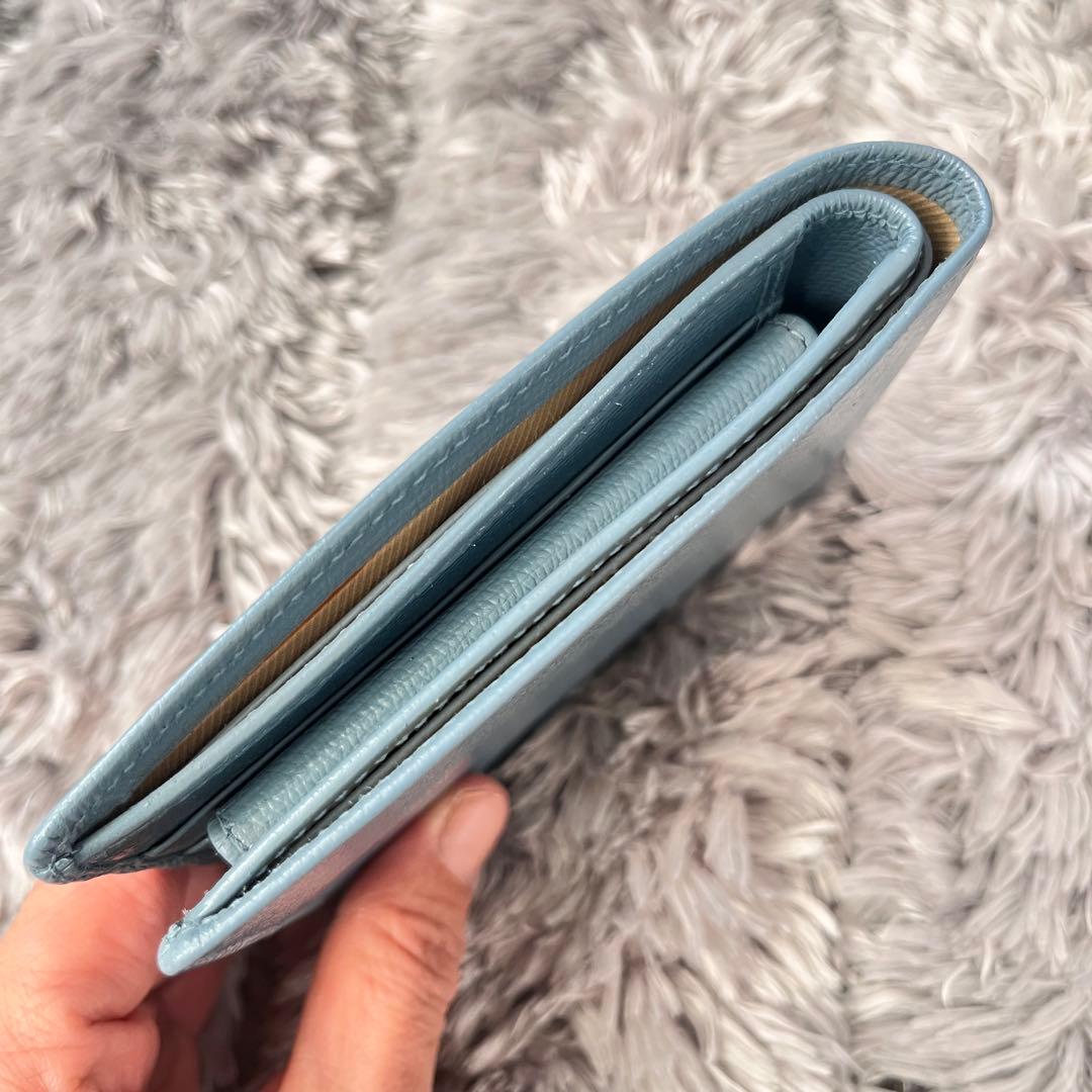 CHANEL 折り財布　ココマーク　ココボタン　水色　レディース