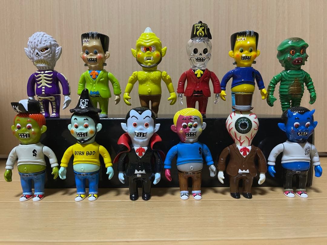 HEADLOCKSTUDIO MONSTERWORLD2 ヘッドロックスタジオ