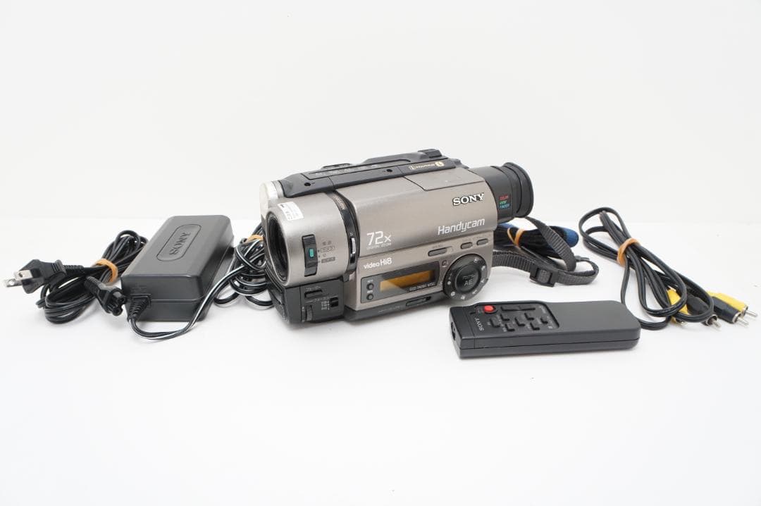 ＜動作品＞SONY CCD-TR290 Hi8 ビデオカメラ