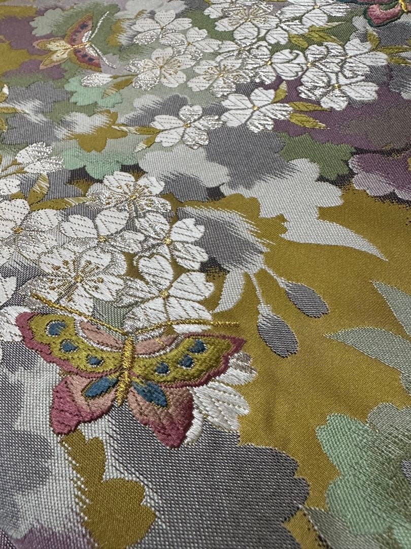 2656 黄土色　金色 花柄 ちょうちょ　袋帯　長さ435㌢幅31㌢