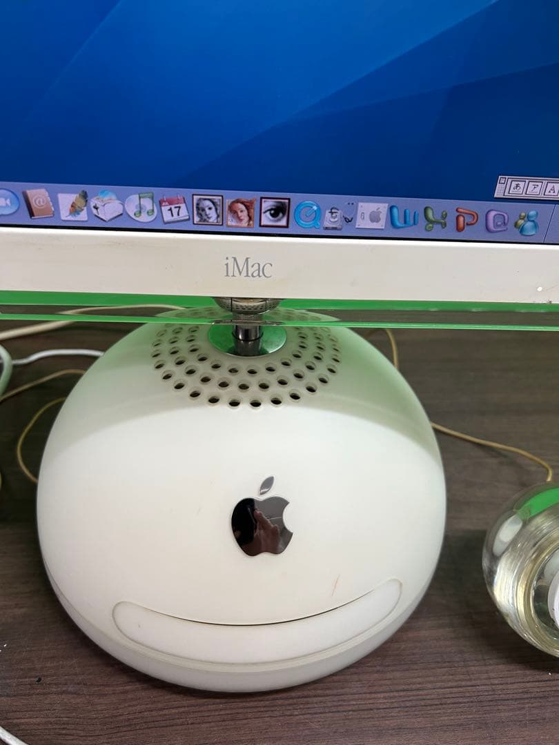 動作商品Apple iMac G4 FL T panel オフホワイト色