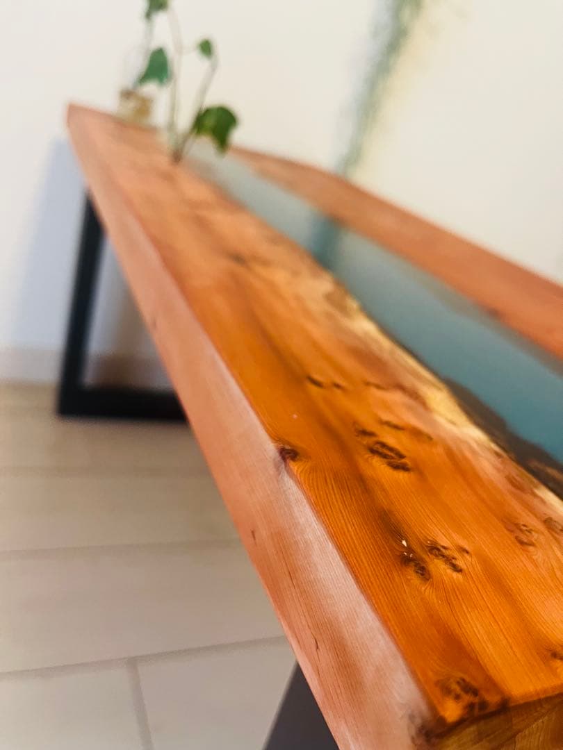 ローテーブル レジンテーブル　リバーテーブル　一位の木　アイアンテーブル