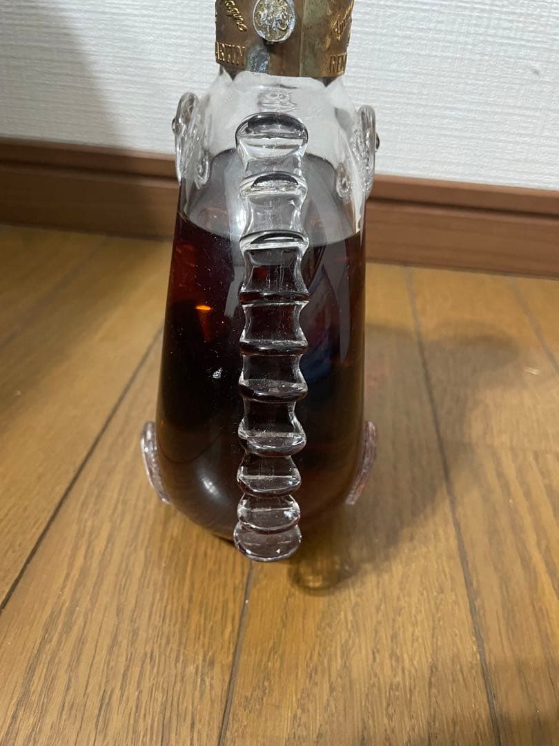 レミマルテンルイ13世バカラボトル700ml