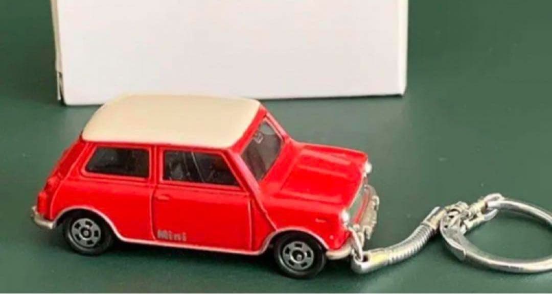 トミカ ミニクーパー キーホルダータイプ 赤/白ルーフ