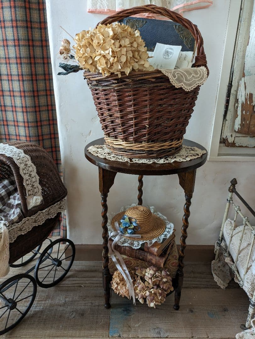 希少　アンティーク　3本脚　サイドテーブル　オケージョナル