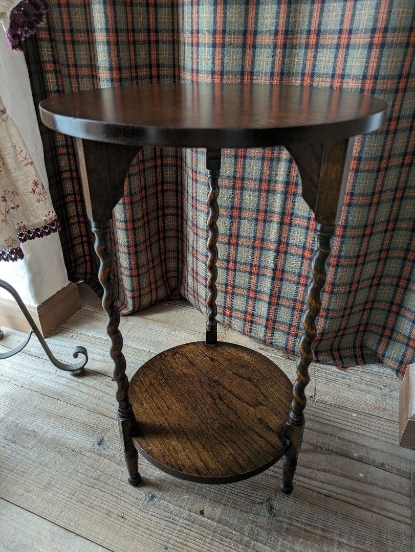 希少　アンティーク　3本脚　サイドテーブル　オケージョナル