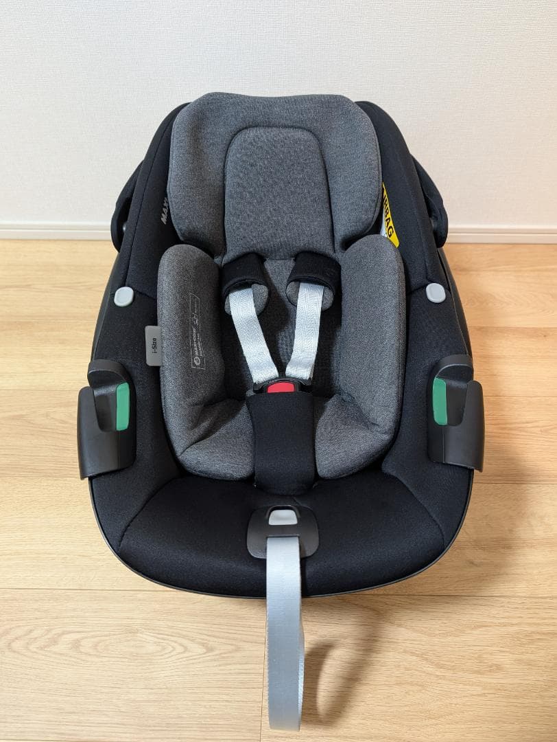 t*︎様 マキシコシ ペブル360 エッセンシャル ブラック チャイルドシート