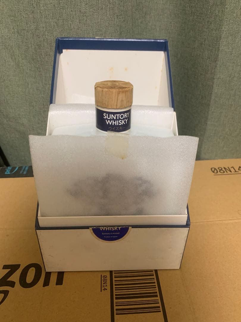 サントリーウイスキー佐治敬三就任記念平成ニ年ボトル700ml箱付き