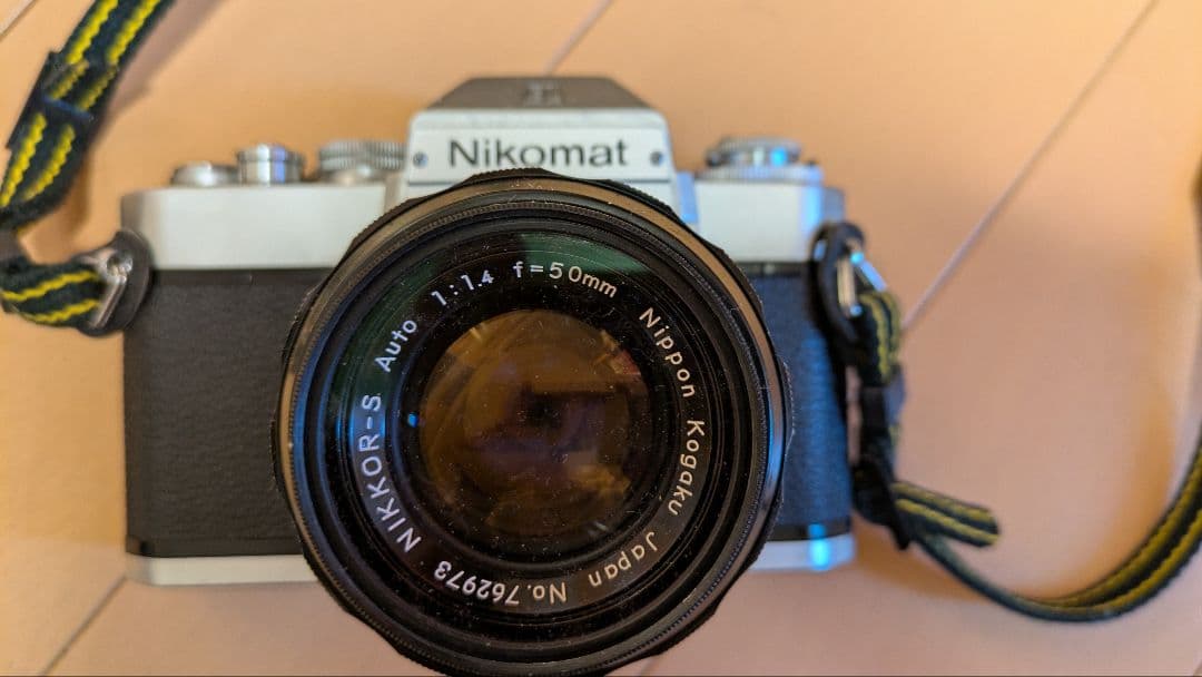 Nikomat EL nikkor-sレンズ付き 美品 フィルム一眼レフカメラ