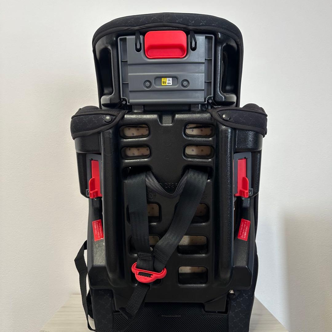 【美品】Aprica AirGroove Plus ブラック ジュニアシート