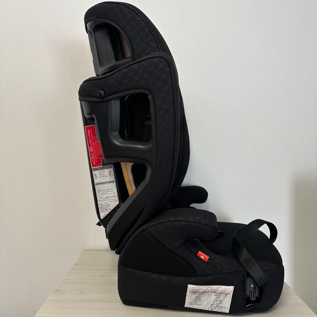 【美品】Aprica AirGroove Plus ブラック ジュニアシート