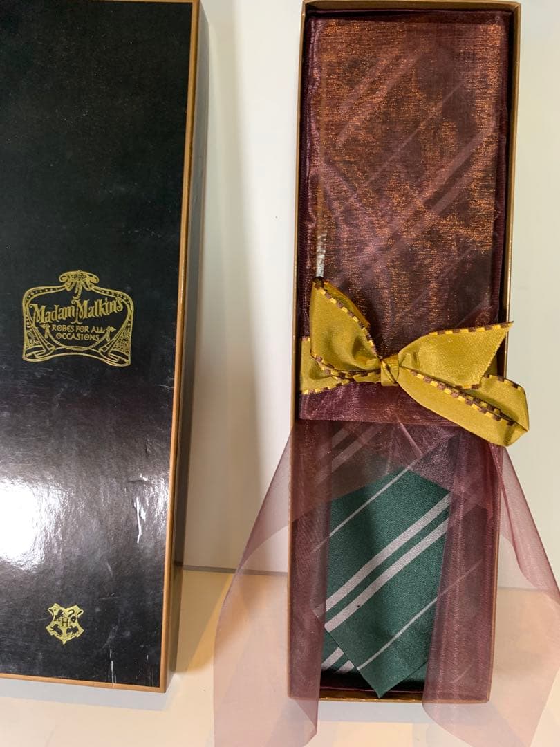 絶版 ノーブルコレクション スリザリン シルク製ネクタイ マダムマルキン箱入り