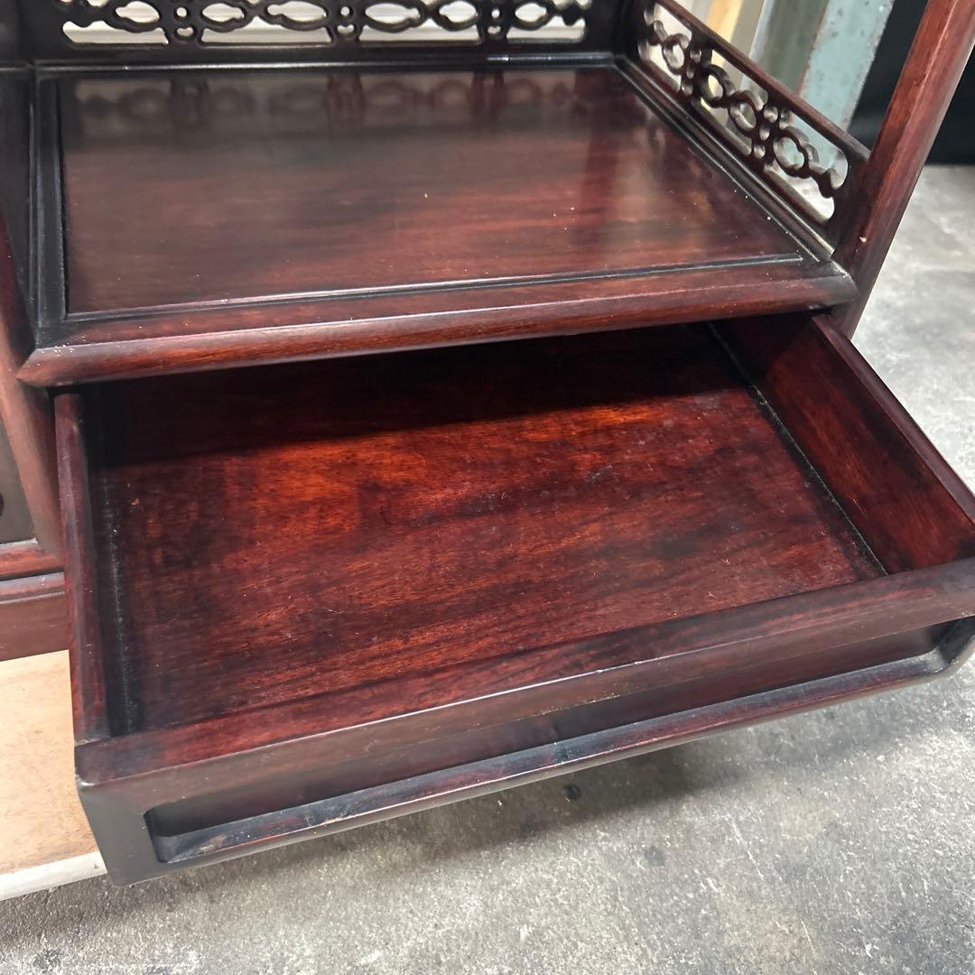 アンティーク　木製彫刻付き　飾り棚