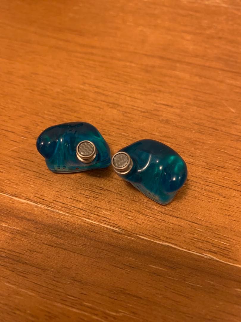 QDC FRONTIER 有線イヤホン