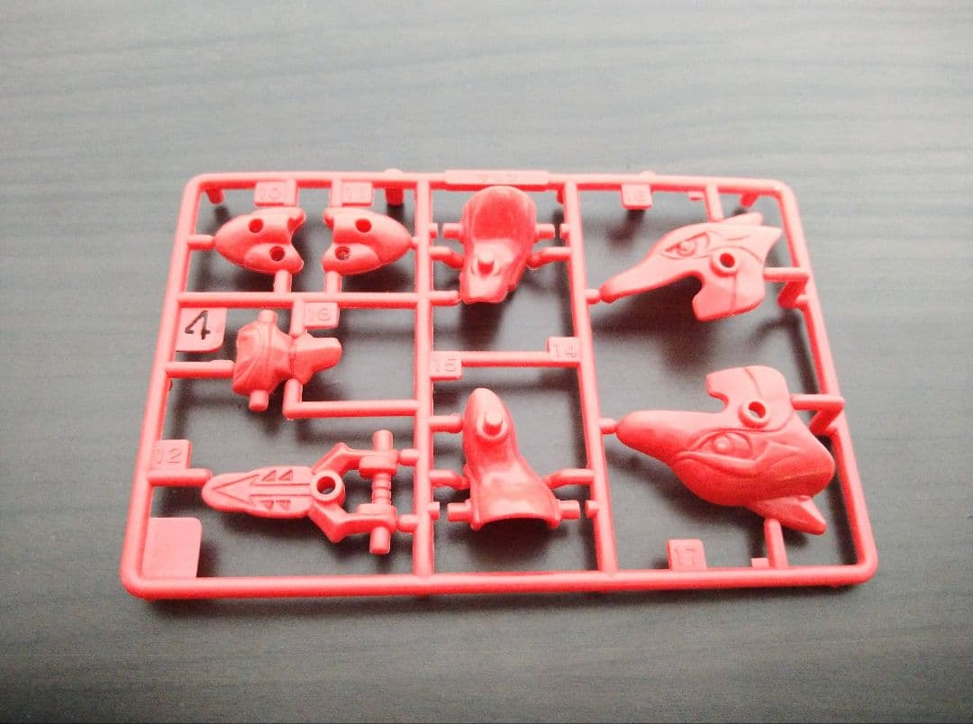 百獣戦記 ジュウカイザー　鎧獣ドルファー　ドルフィンのマリン　フィギュア　プラモ