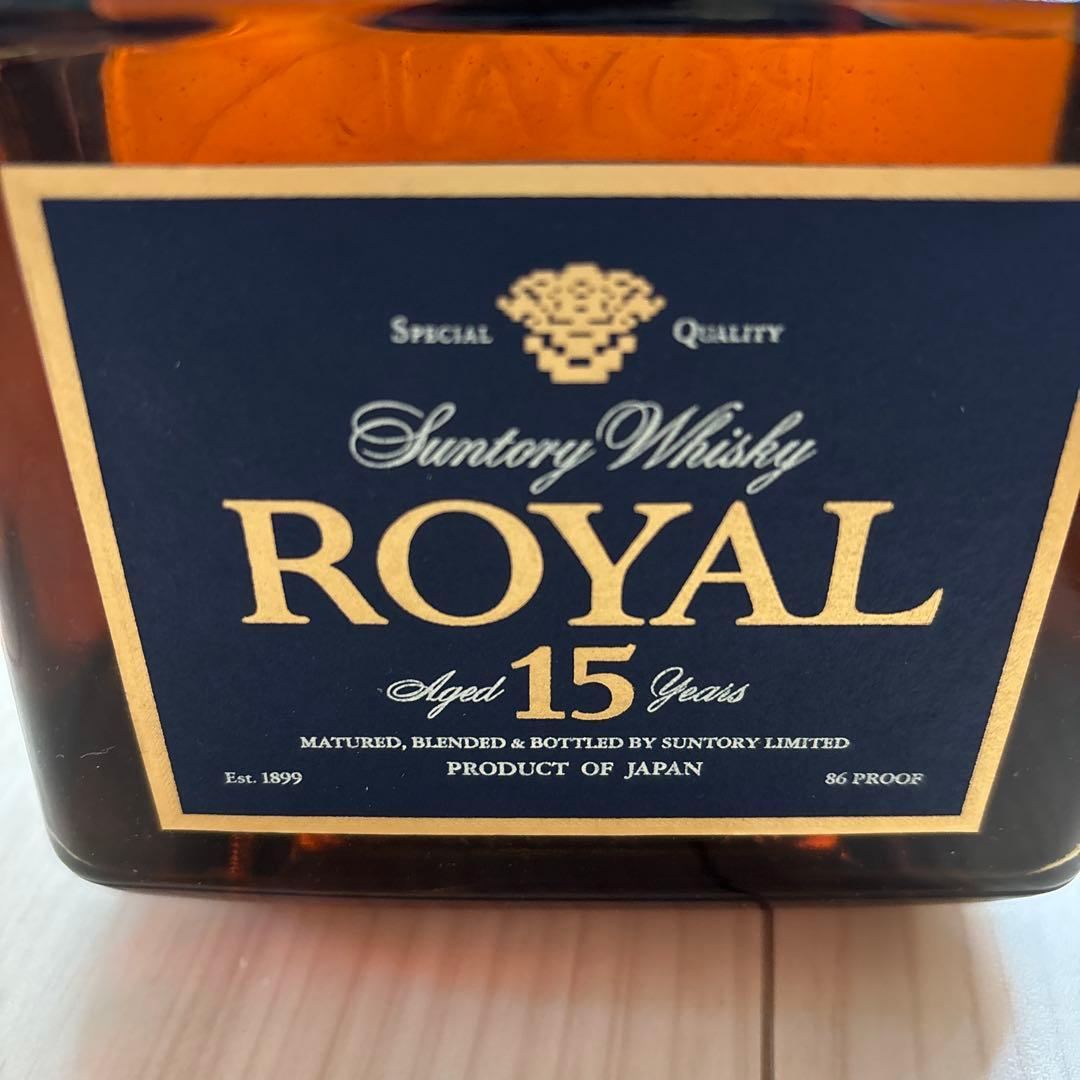 サントリー ウイスキー ローヤル 15年 青ラベル 750ml 古酒