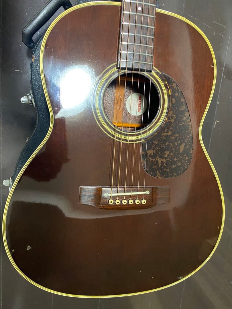 アコースティックギター　takamine