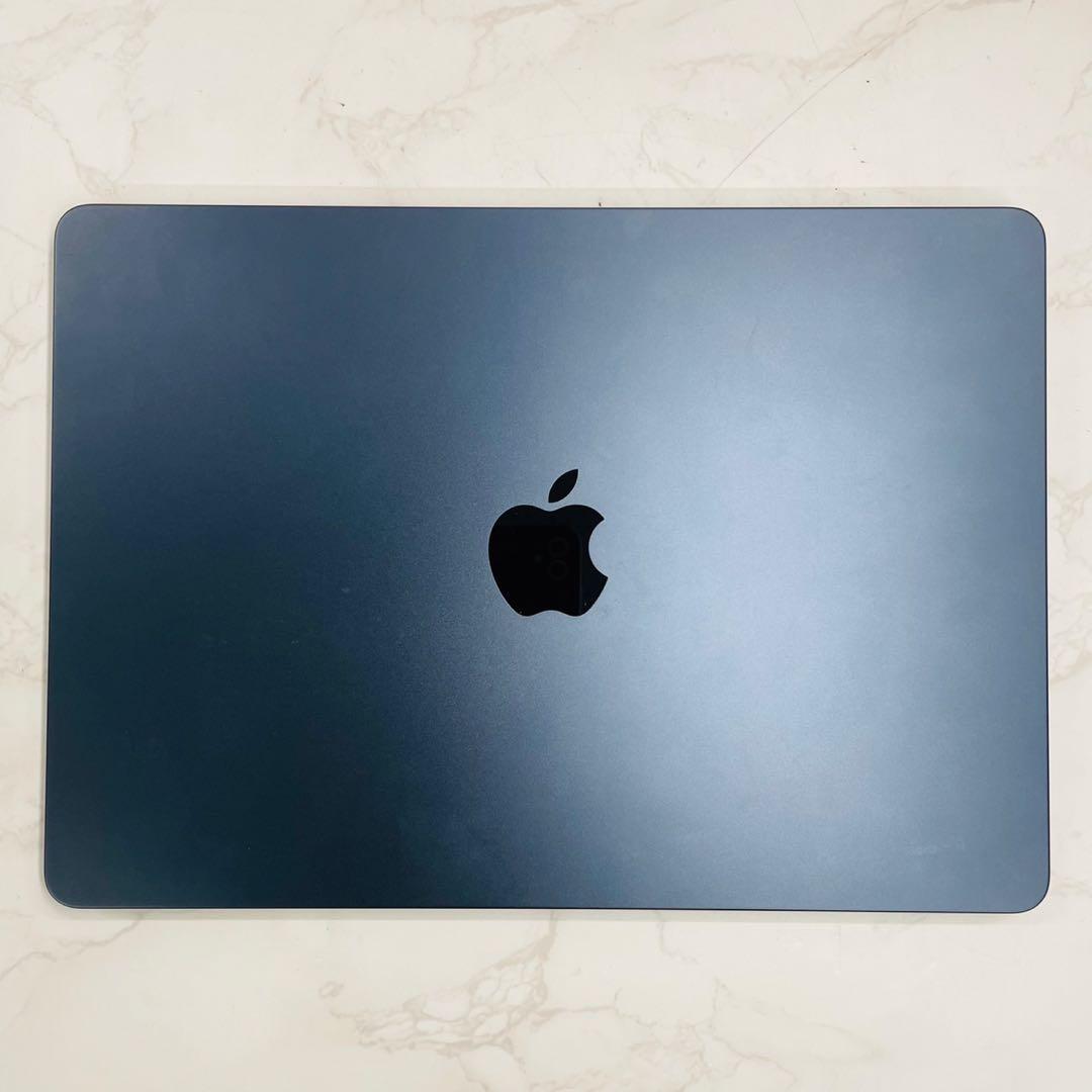 MacBook Air 2022 13インチ M2 8GB 256GB