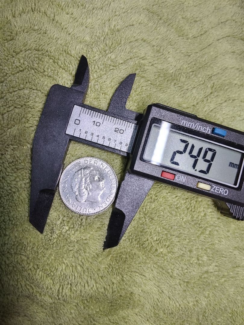 hab025 オランダ 1966年 1G 、2009年 ５ユーロ 銀貨 セット