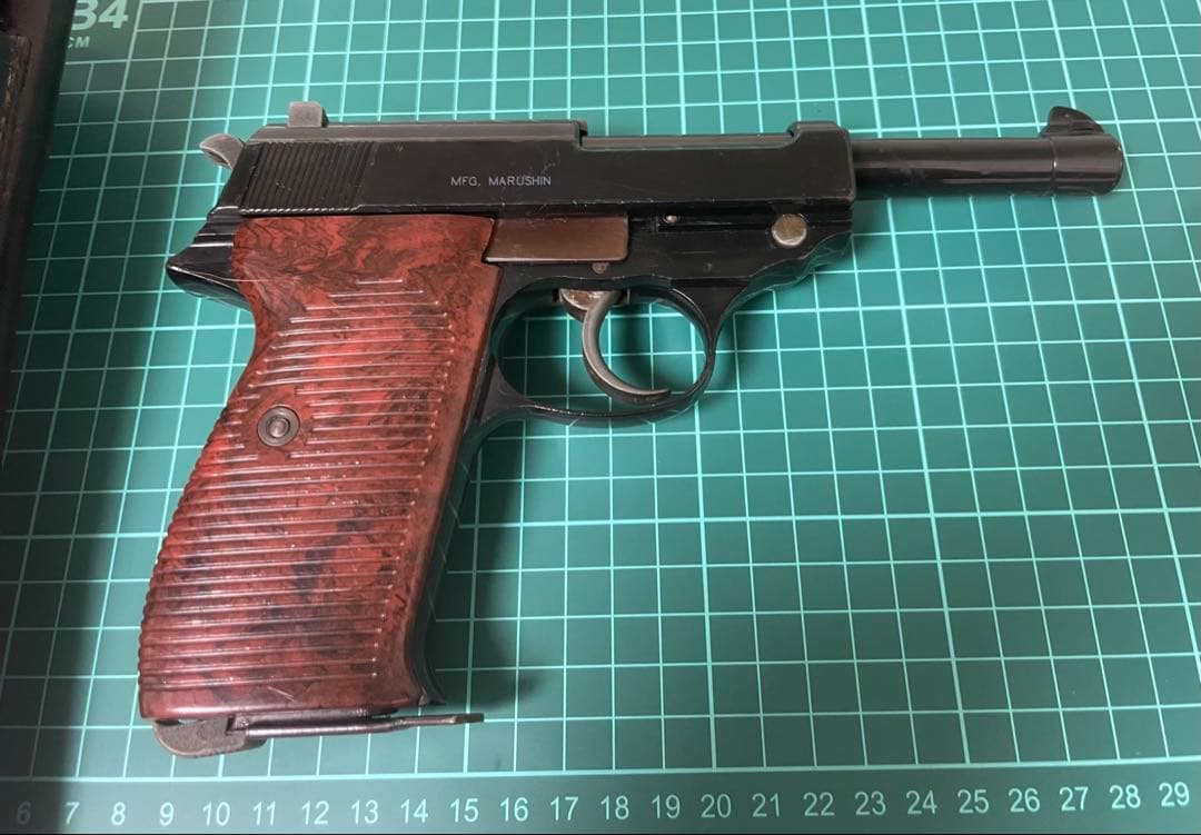 初期型 マルシン ワルサーP38スチール製　ベルリン1963刻印　ホルスター付き