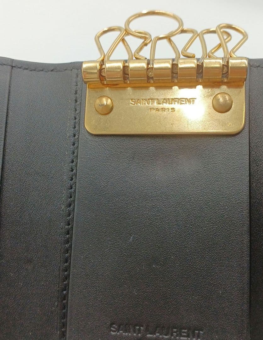 サンローラン　SAINT LAURENT　６連キーケース(ブラック×ゴールド)