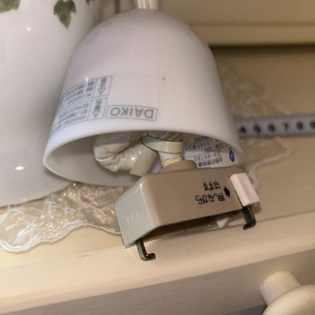 マニーローズ陶器製ペンダントライト