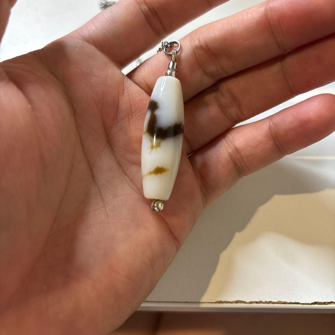 悪いことがなくなってきてる！天珠を一つは持ちたい！綺麗な龍神天珠さま！真っ白！