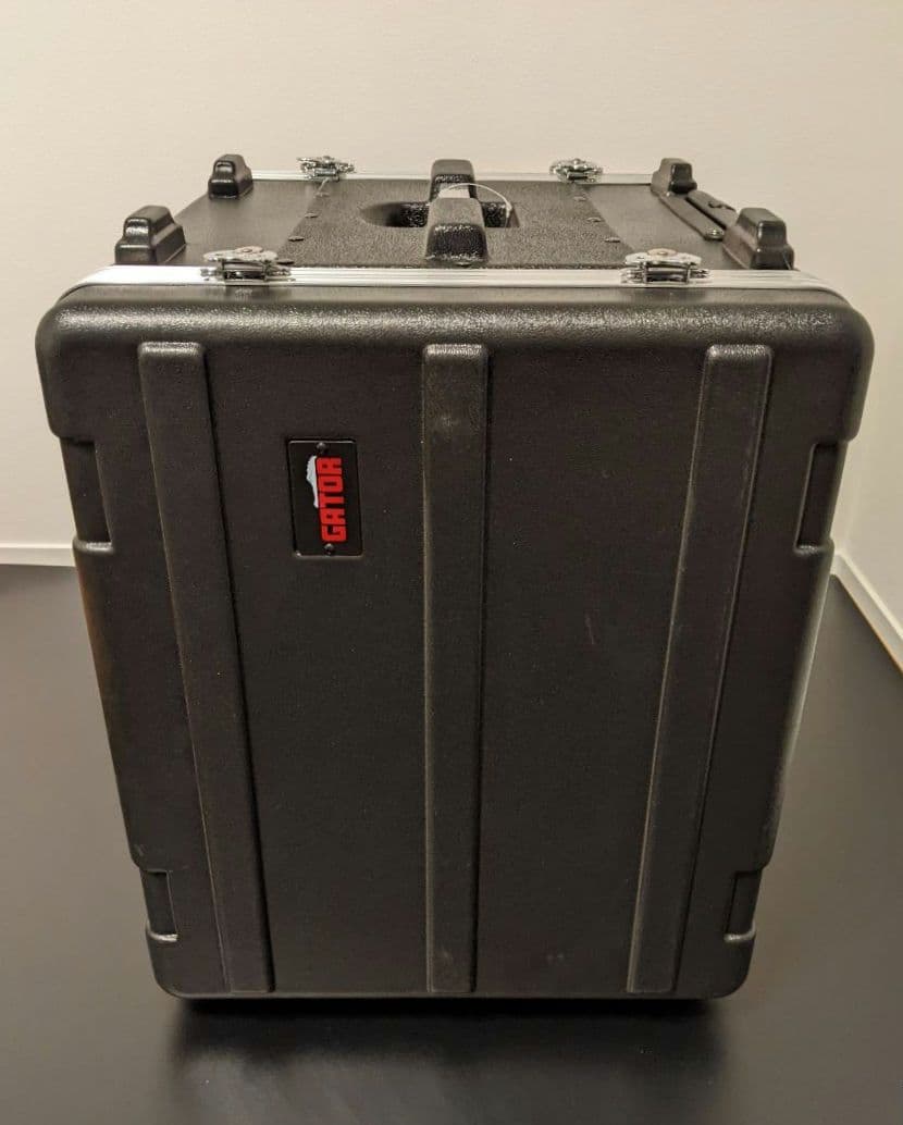 GATOR ゲーター ラックケース 軽量PE製 8U GRR-8L 新品