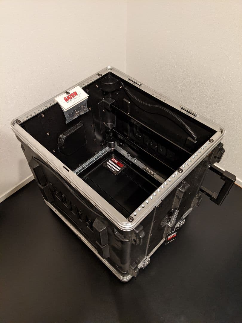 GATOR ゲーター ラックケース 軽量PE製 8U GRR-8L 新品
