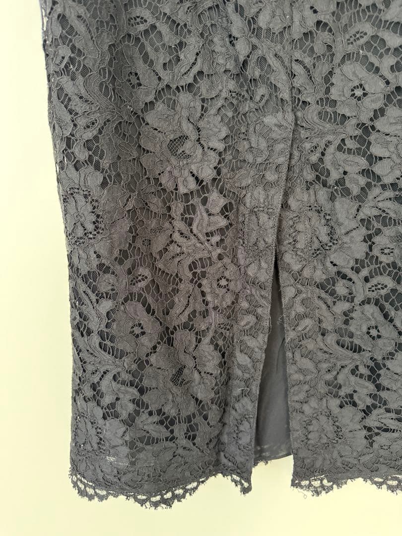 VALENTINO ブラックレース タイトスカート　38