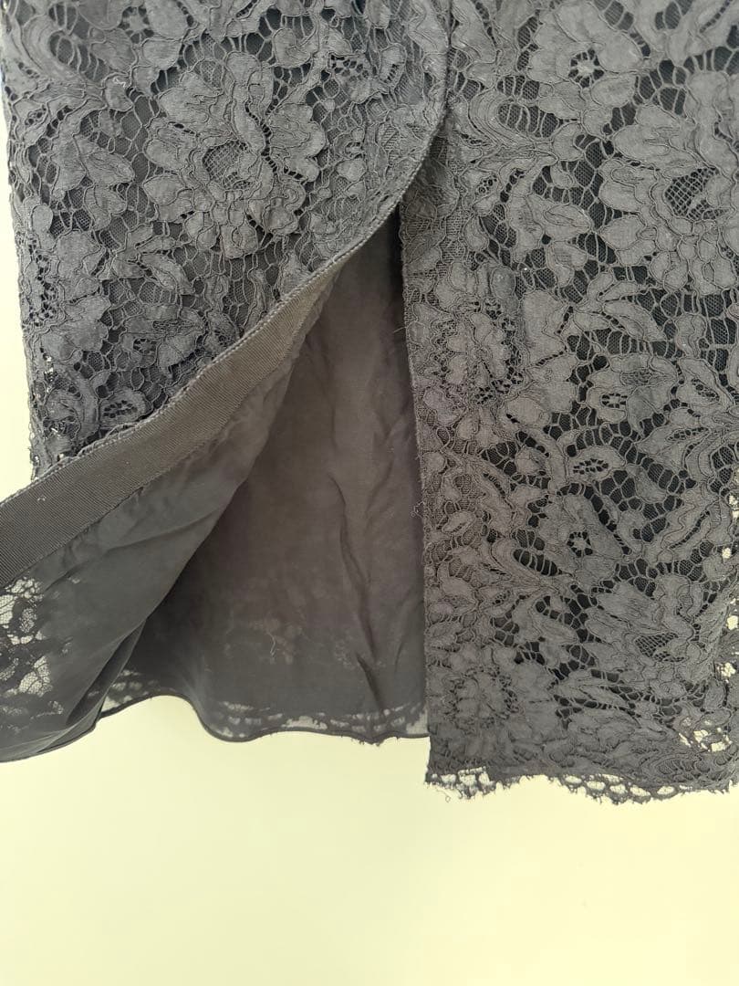 VALENTINO ブラックレース タイトスカート　38