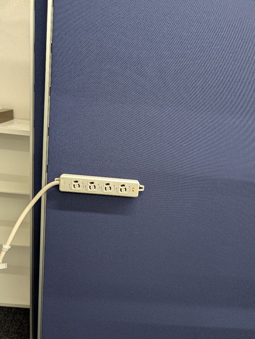 【直接取引限定】内田洋行　ネイビーオフィスパーテーション