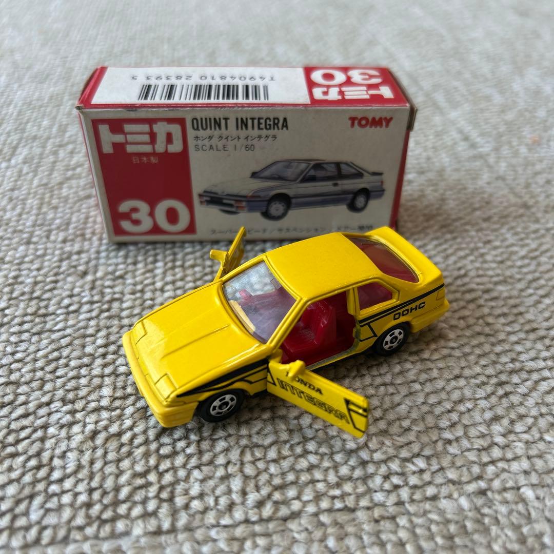 日本製トミカ赤箱 ホンダクイントインテグライエロー 1/60