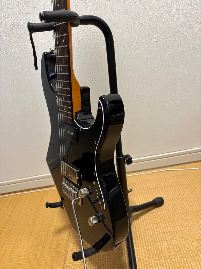 YAMAHA Pacifica611 HFM トランスルーセントブラック