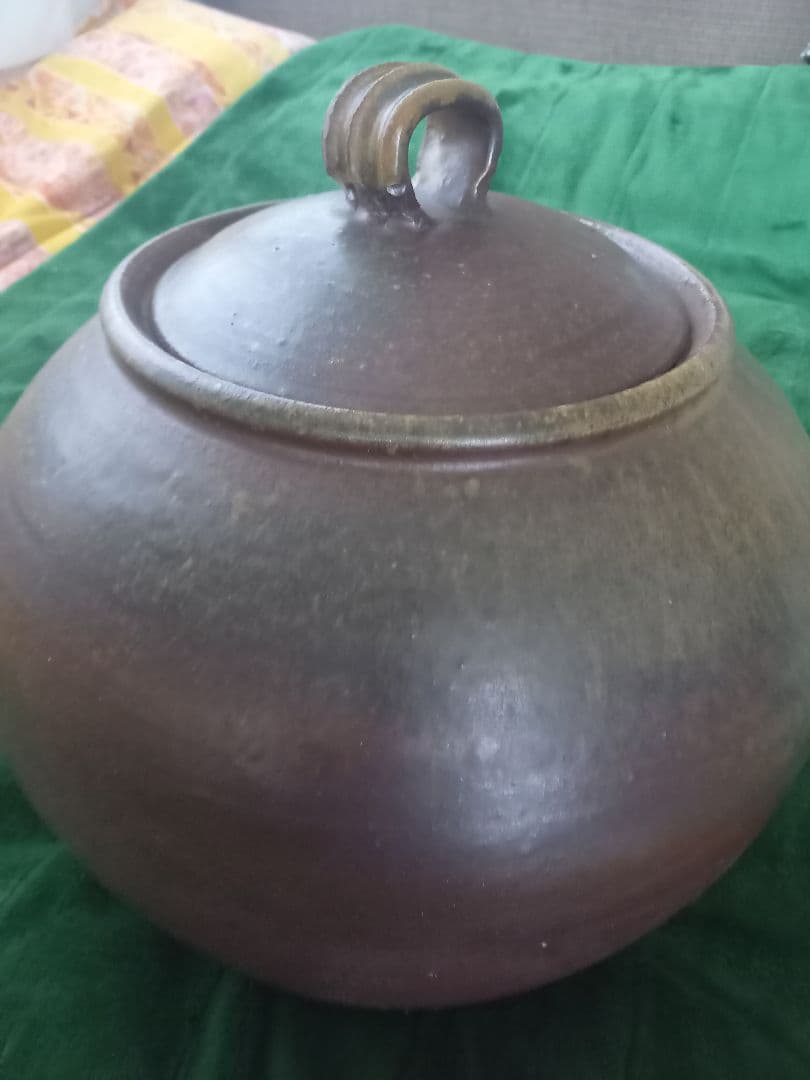 備前焼の壺　作者名有り！綺麗ですよ！