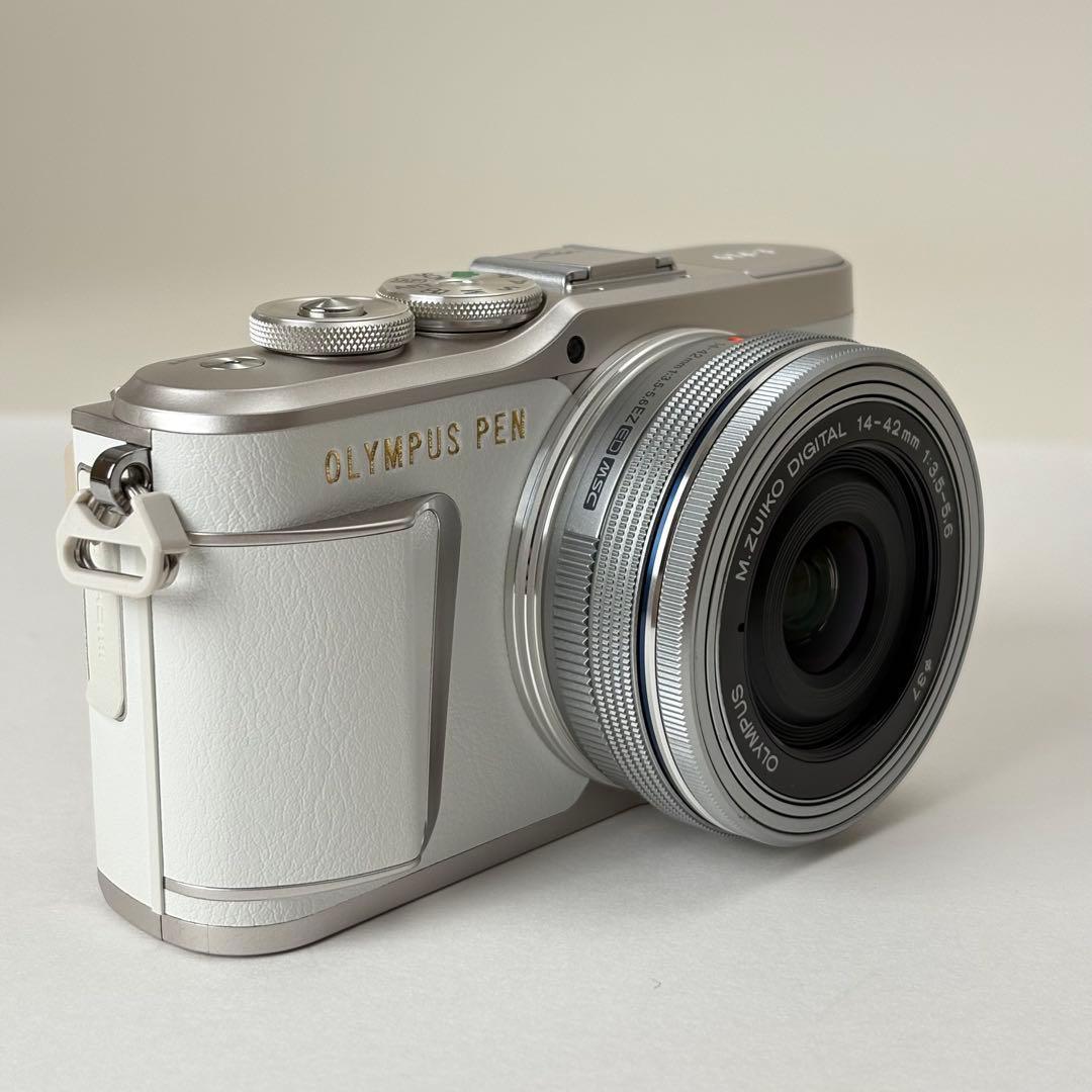 OLYMPUS PEN E-PL9 ダブルズームキット　784