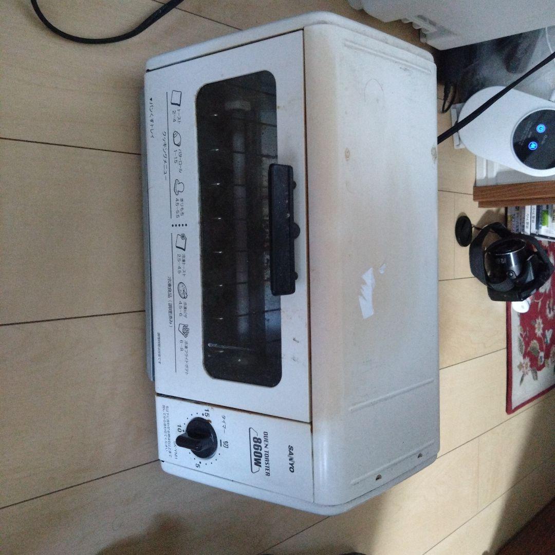 オーブントースター３個 コーヒーメーカー 扇風機 洋服 椅子